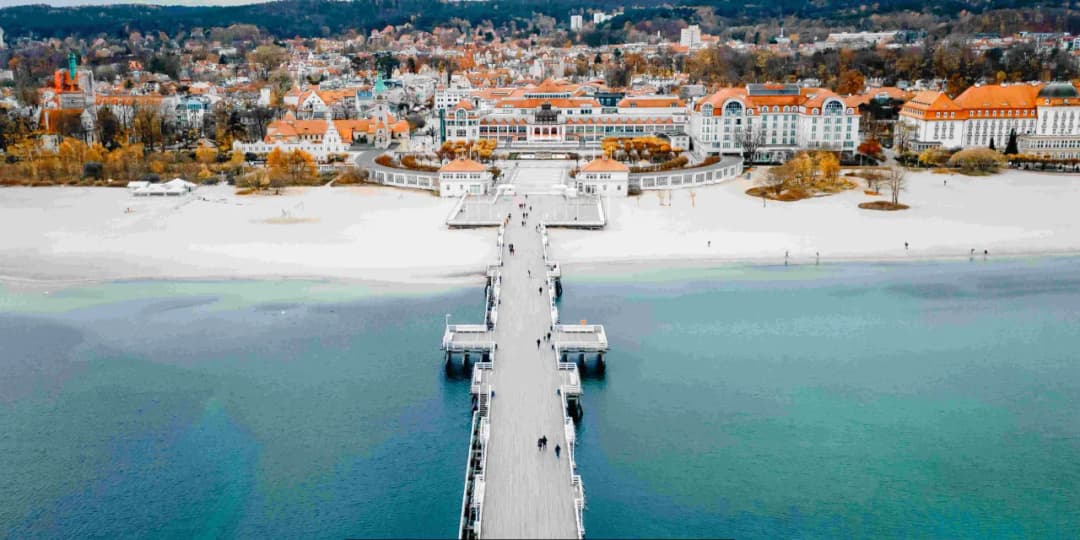 Co zwiedzać w Sopocie? Niezapomniane miejsca i atrakcje czekają