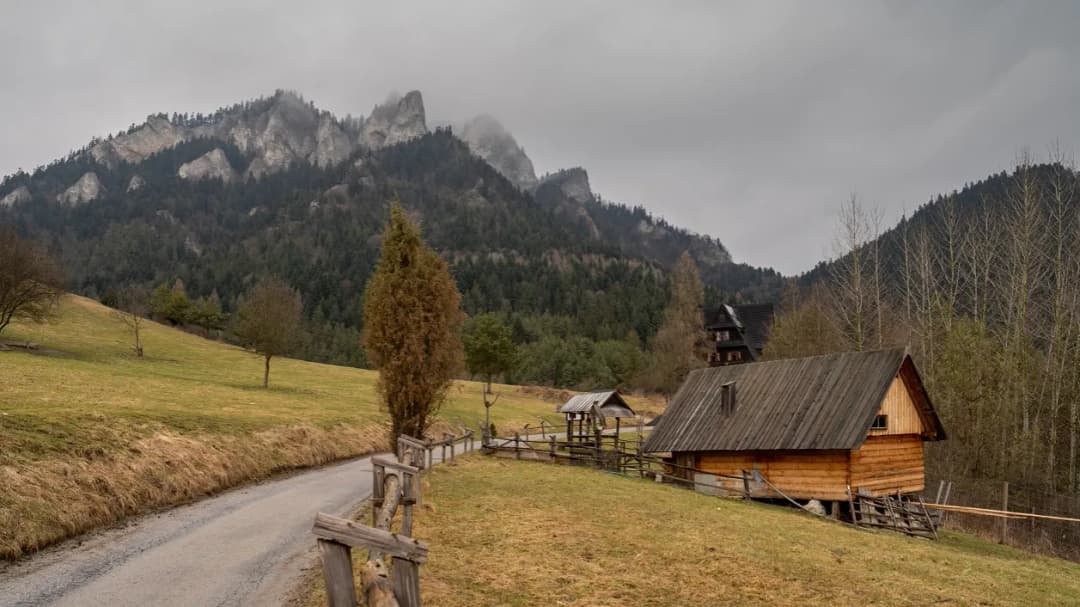 Trzy Korony jaki szlak - najlepsze trasy i widoki, które zachwycają