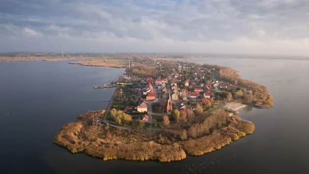 Nowe Warpno atrakcje: odkryj niezwykłe miejsca i wydarzenia w mieście