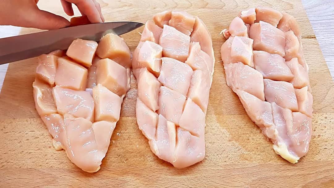 Jak smacznie przygotować piersi z kurczaka - proste przepisy i porady