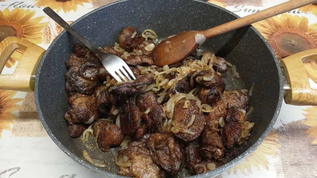 Jak się robi wątróbkę drobiową - proste przepisy, które zachwycą